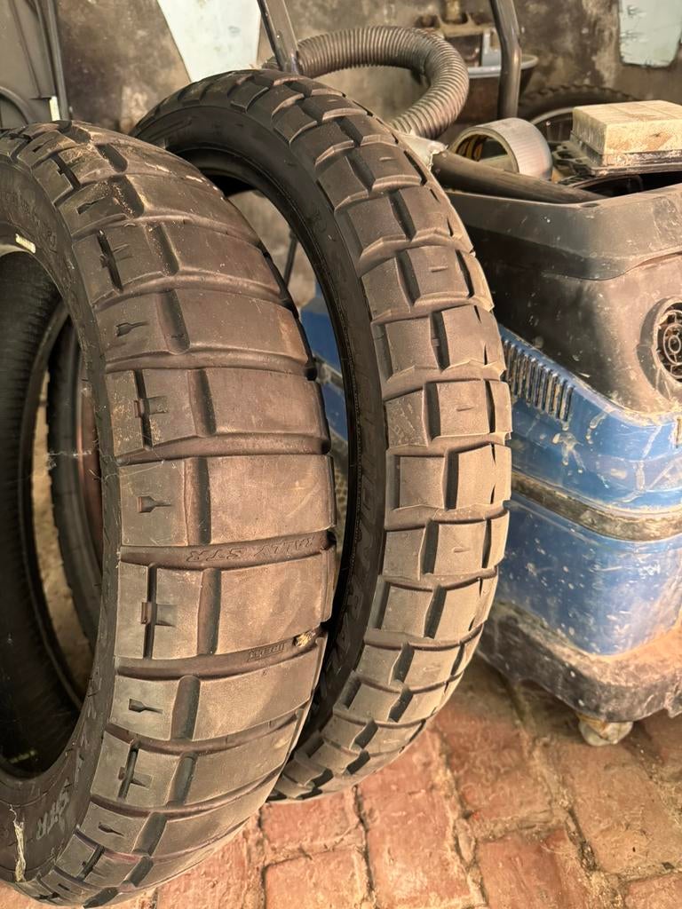pirelli scorpion str rally, Motoren, Ophalen