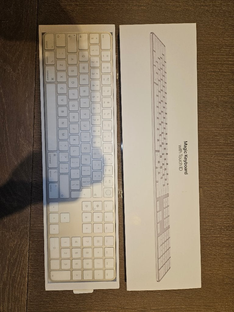 Apple, Computers en Software, Nieuw, Ophalen of Verzenden, Draadloos, Qwerty