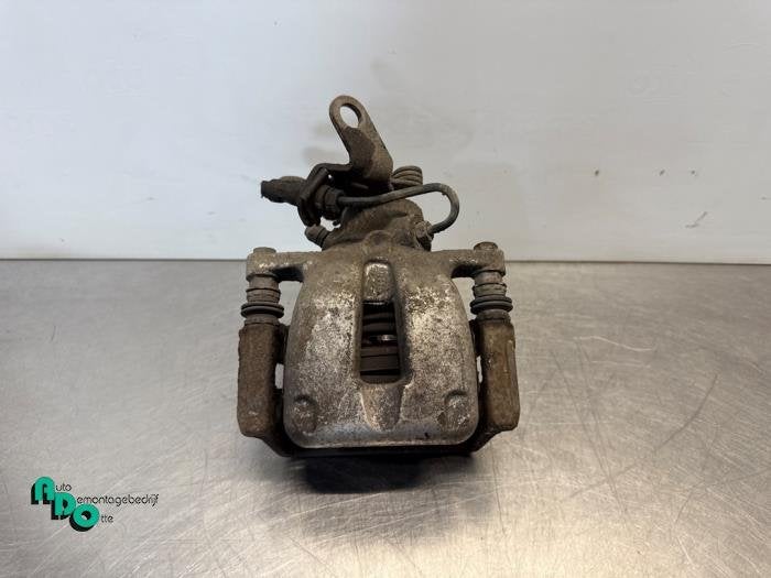 Remklauw (Tang) rechts-achter van een Volkswagen Golf (Golf, Gebruikt, -, Volkswagen, -