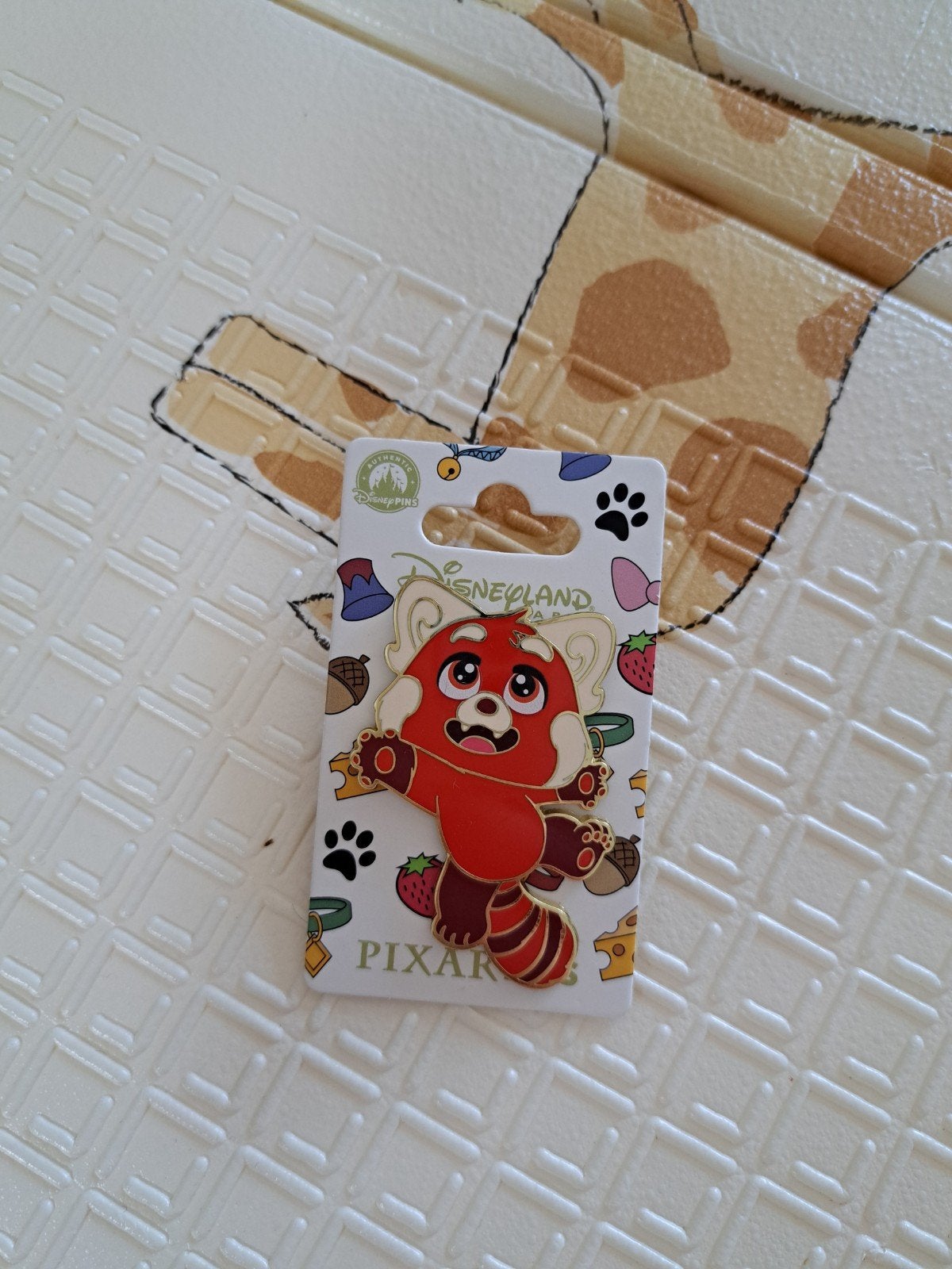 Pin's Panda roux, Collections, Enlèvement ou Envoi