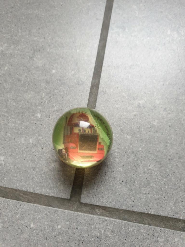Springbal cars Disney vrachtwagen Mack, Ophalen of Verzenden, Nieuw