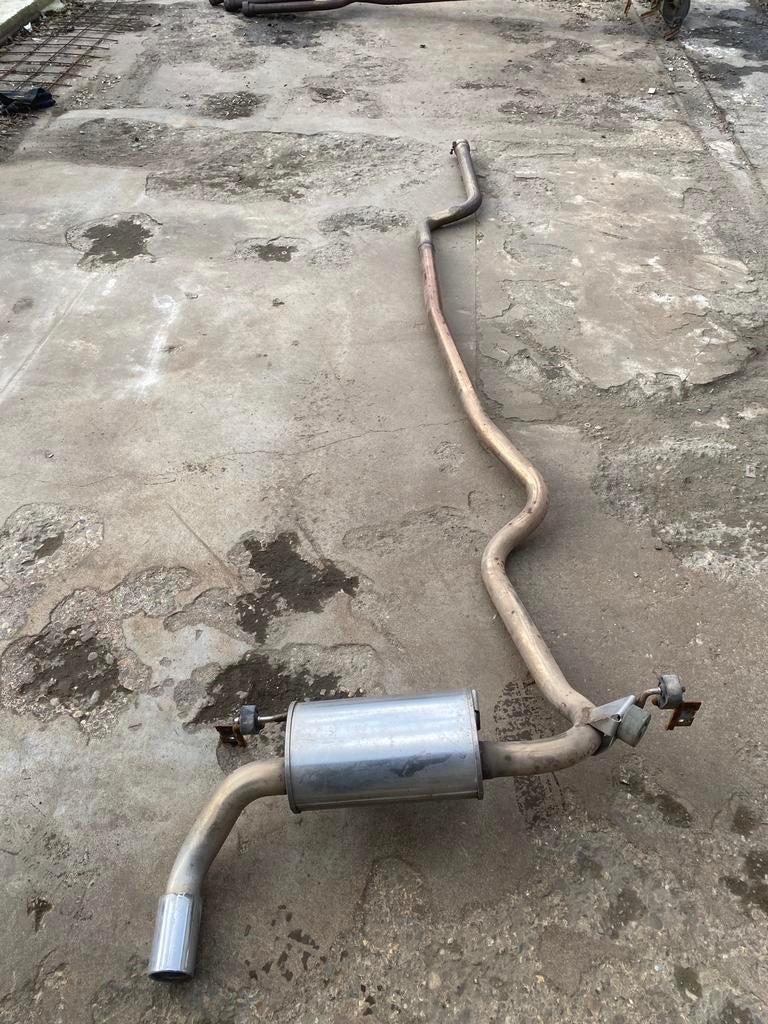 Stille uitlaten BMW F30 F31 N47D20C 8518877, Ophalen, Gebruikt, BMW