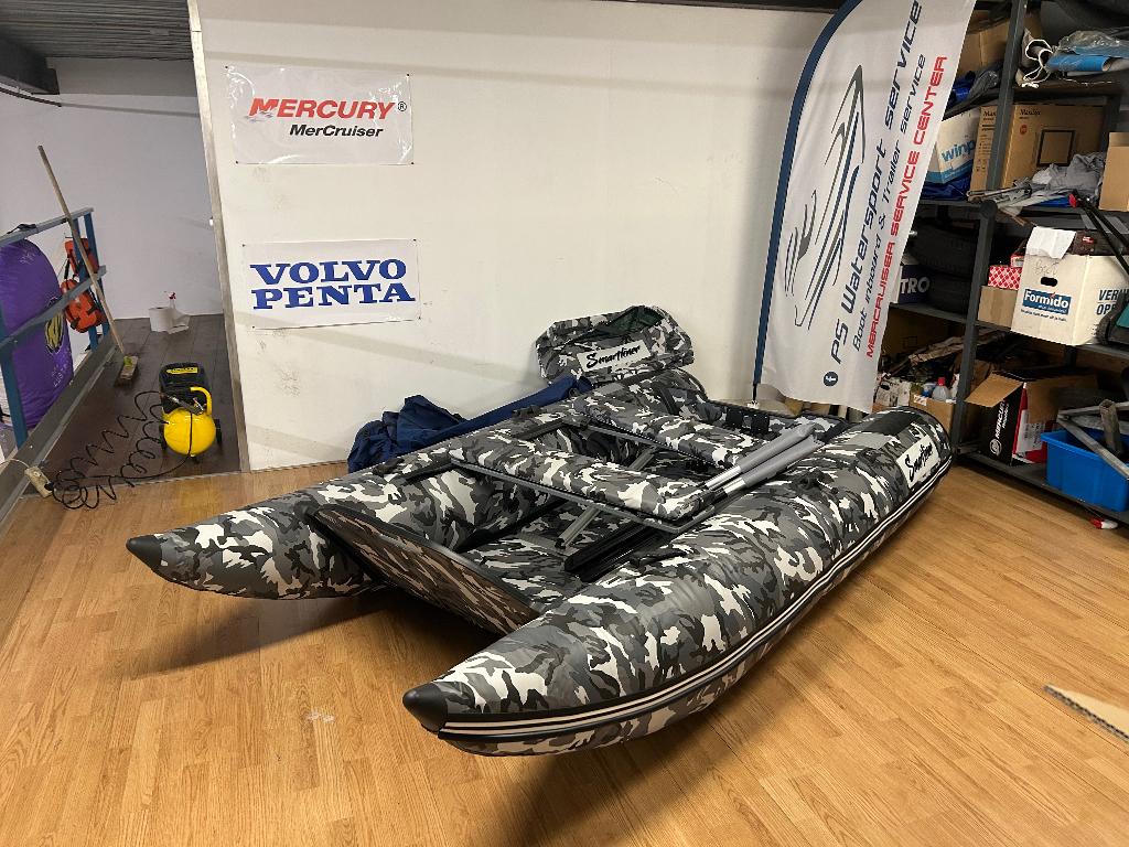 CAMOUFLAGE Smartliner 320 "PRO FISH" inflatable vis boot, Watersport en Boten, Aluminium, Nieuw, Benzine, Ophalen