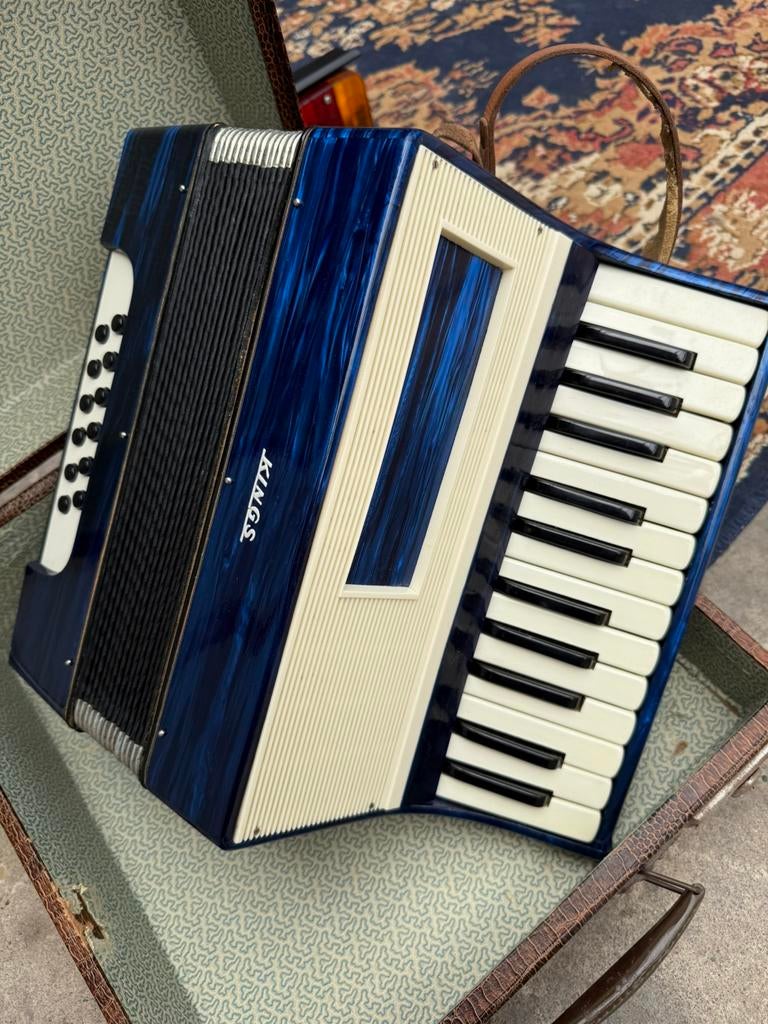 Accordeon 12 bassen 2 octaven, Enlèvement, Comme neuf