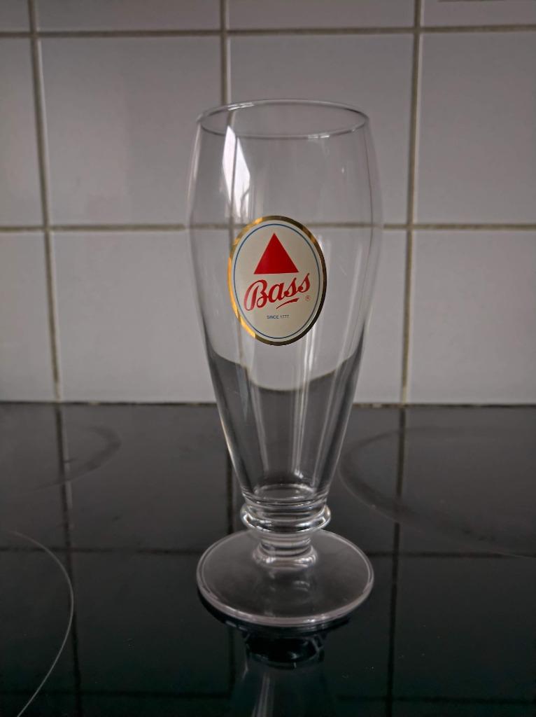 GLAS BASS PALE ALE TE KOOP, Ophalen of Verzenden, Zo goed als nieuw, Bierglas