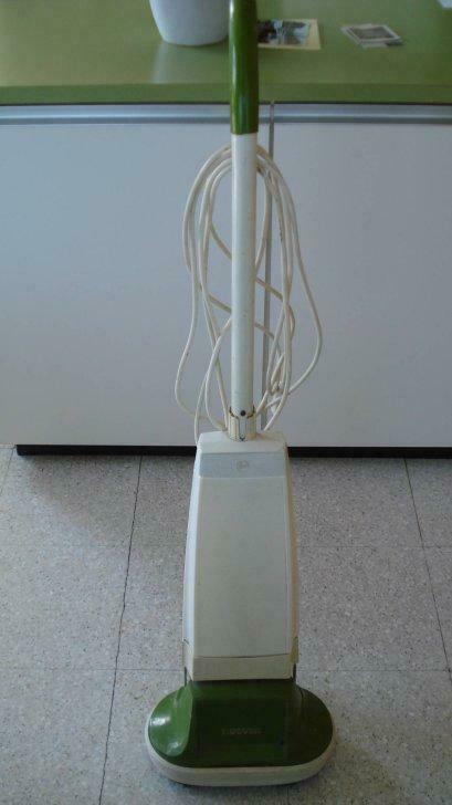 Hoover (oude ) floor shampooer  Kan dienen  in etalage shop, Ophalen, Gebruikt