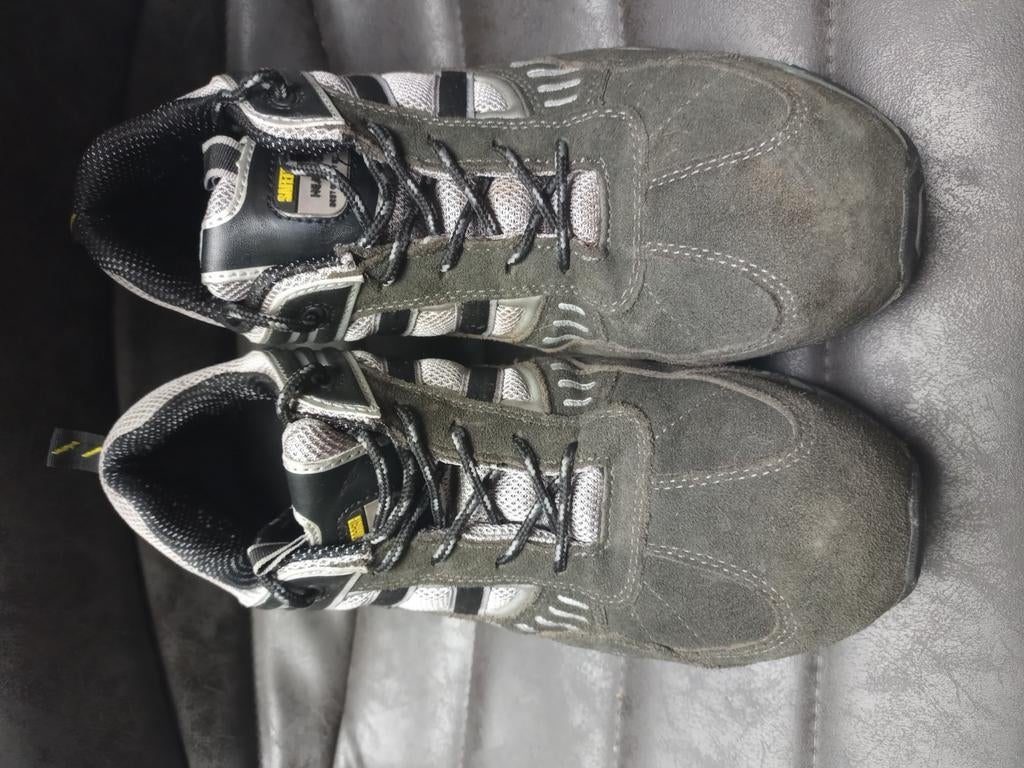 Chaussures de sécurité taille 44 marque safety, Enlèvement, Utilisé