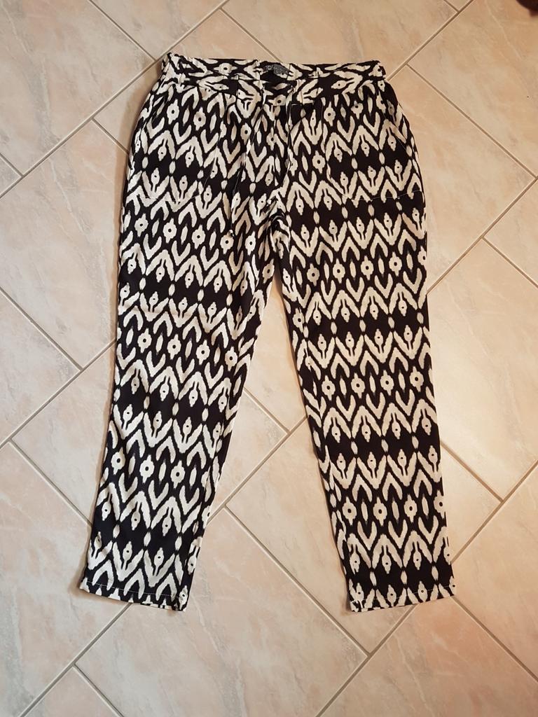 Pantalon léger, Taille 42/44 (L), Enlèvement ou Envoi, TQF, Comme neuf