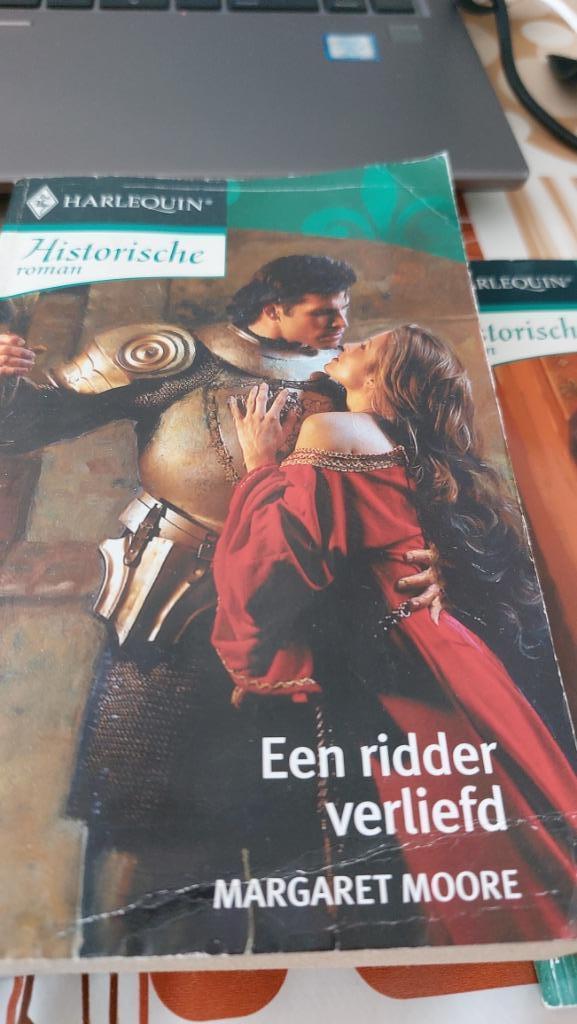 Harlequin-historische romans (groen), Boeken, Ophalen of Verzenden, Gelezen