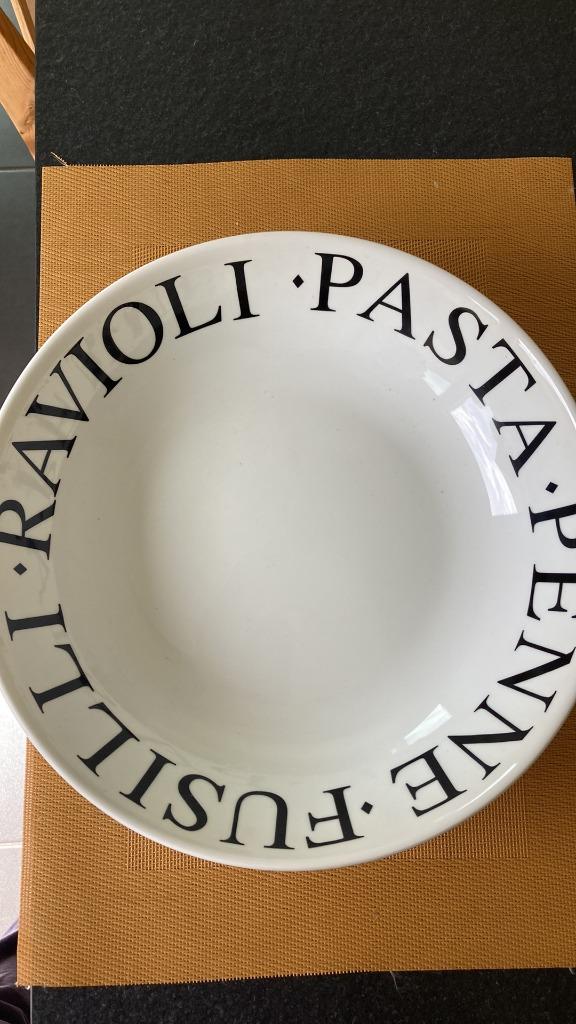 Grote pastaschotel, Huis en Inrichting, Keuken | Servies, Ophalen, Nieuw, Kom(men), Overige stijlen