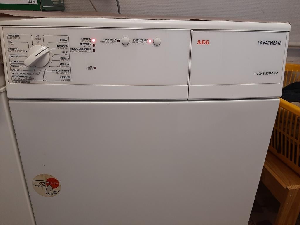 Droogkast AEG LAVATHERM T320, Elektronische apparatuur, Ophalen, Gebruikt, Luchtafvoer