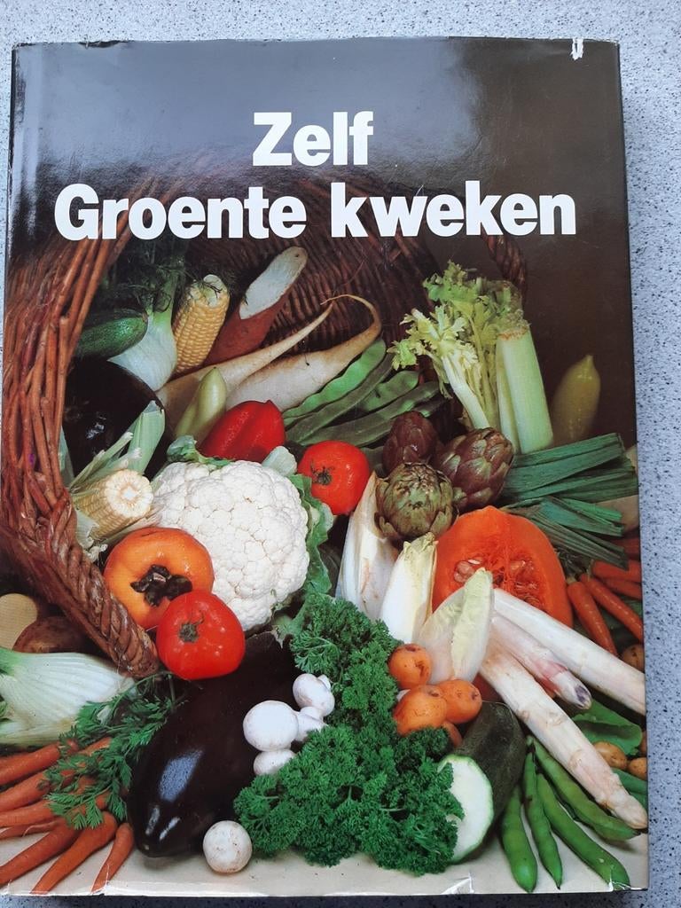 Boek Zelf Groente Kweken – complete gids, Boeken, Wonen en Tuinieren, Zo goed als nieuw, Moestuin, Ophalen of Verzenden