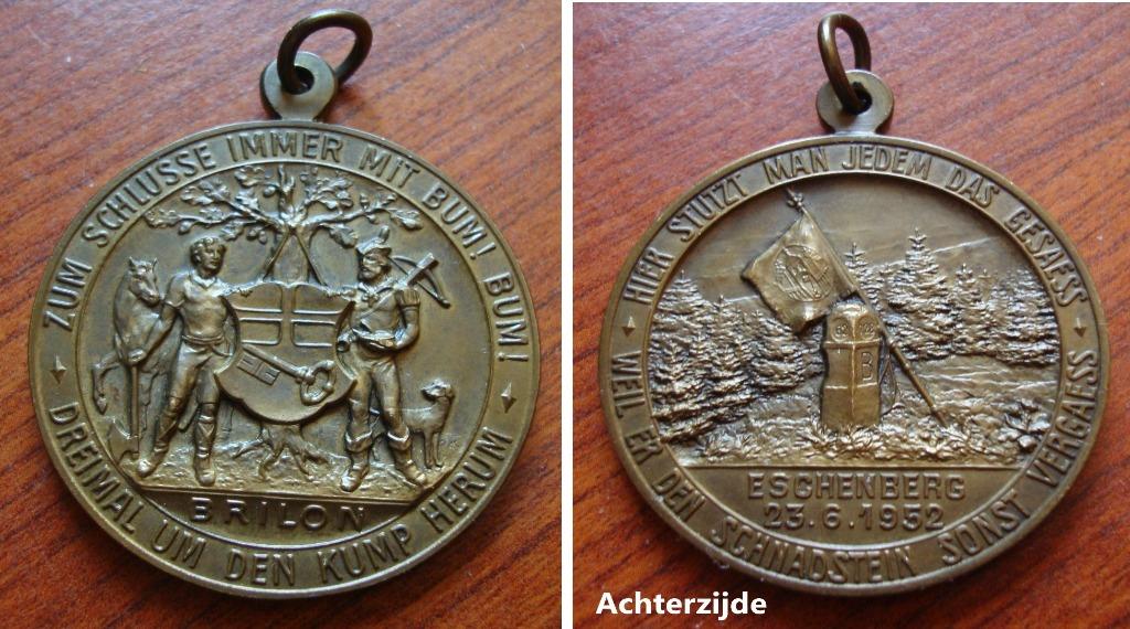 Duitse medaille met spreuken Eschenberg 1952, Verzenden, Brons