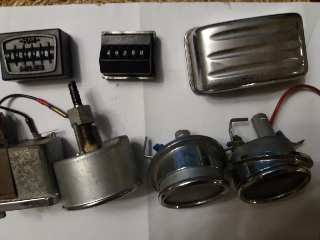 Oldtimer accessoires, Enlèvement