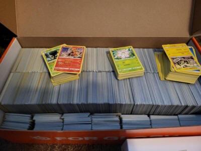 Pokemon kaarten pakketjes, Ophalen of Verzenden, Zo goed als nieuw