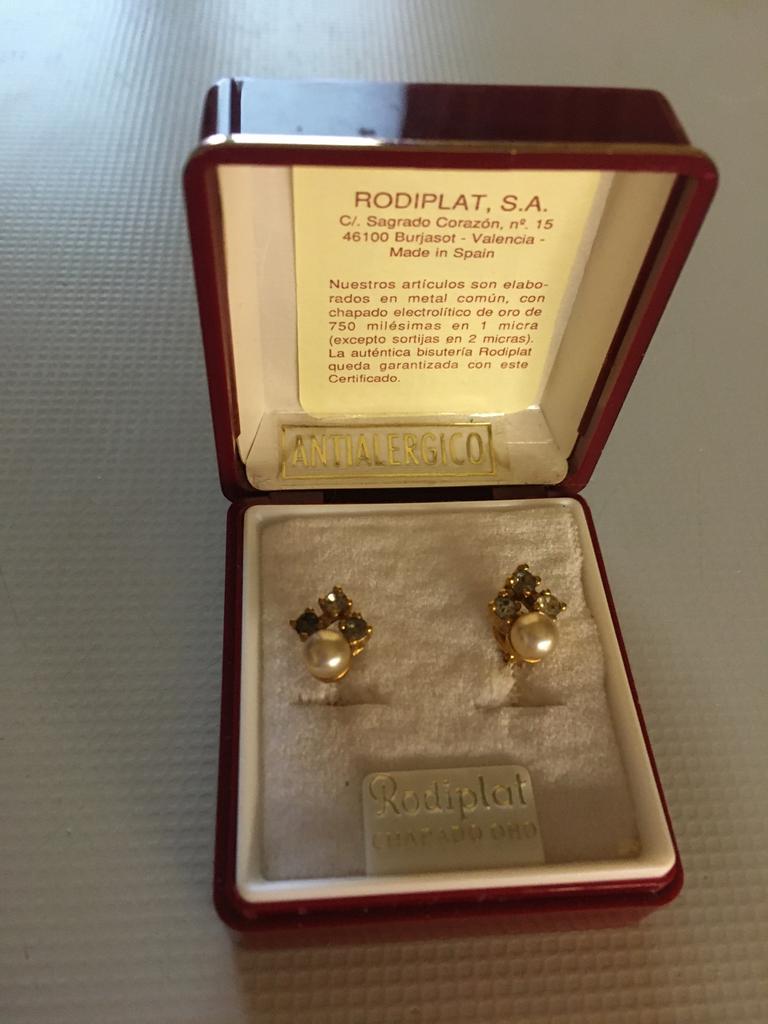 Kleine oorbellen uit Mallorca, Handtassen en Accessoires, Ophalen, Nieuw, Goud