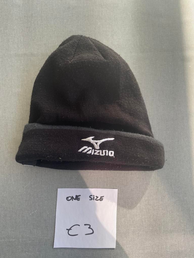 Muts Mizuno, Enlèvement, Porté, Bonnet
