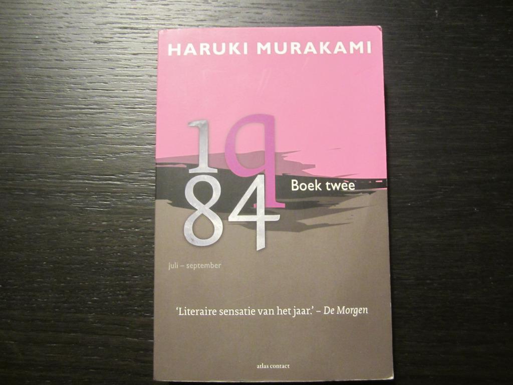 1q84  -Haruki Murakami- Deel 2   Paperback, Livres, Littérature, Enlèvement ou Envoi