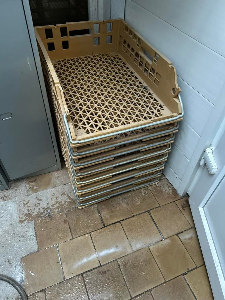 8 stapelbare broodbakken, Enlèvement