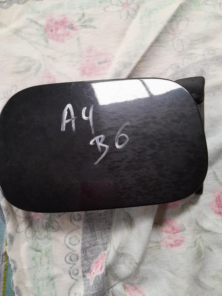 Trappe à carburant AUDI A4 B6 // 5060 AUVELAIS, Enlèvement ou Envoi, Utilisé, Audi