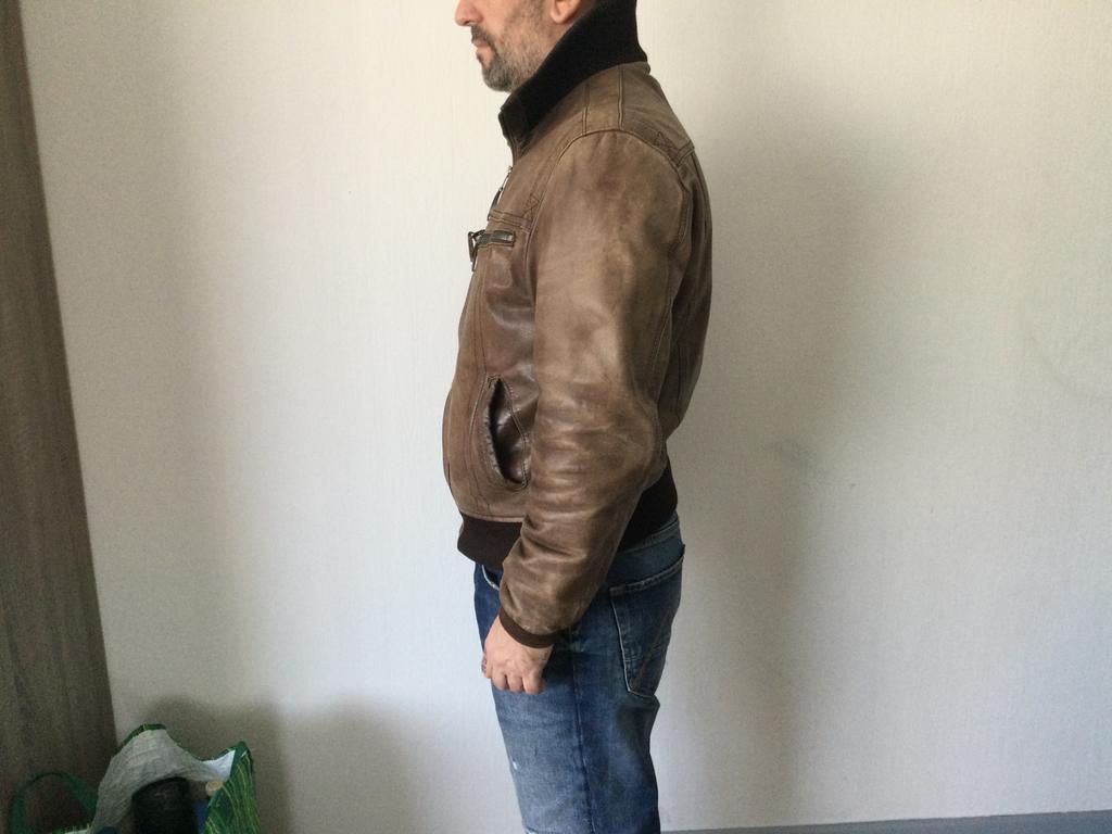Blouson cuir, Vêtements | Hommes, Porté, Brun