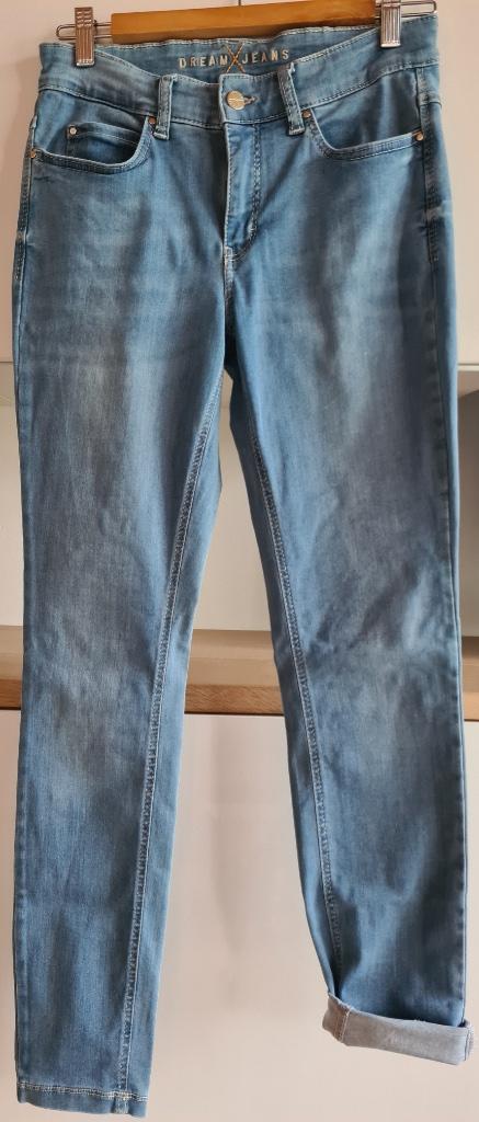 Lichtblauwe jeans 'MAC' (maat: 36), Kleding | Dames, Blauw, MAC, Ophalen of Verzenden, W28 - W29 (confectie 36)