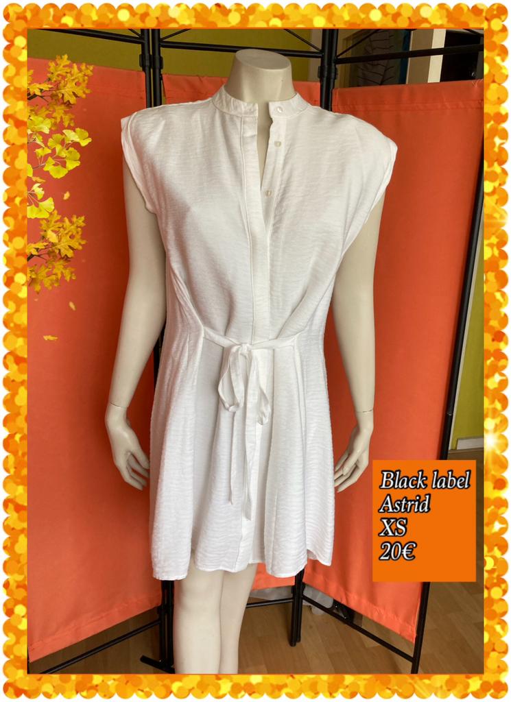 Hemdjurk dames XS. Astrid Black Label, Kleding | Dames, Jurken, Wit, Zo goed als nieuw, Maat 34 (XS) of kleiner, Boven de knie