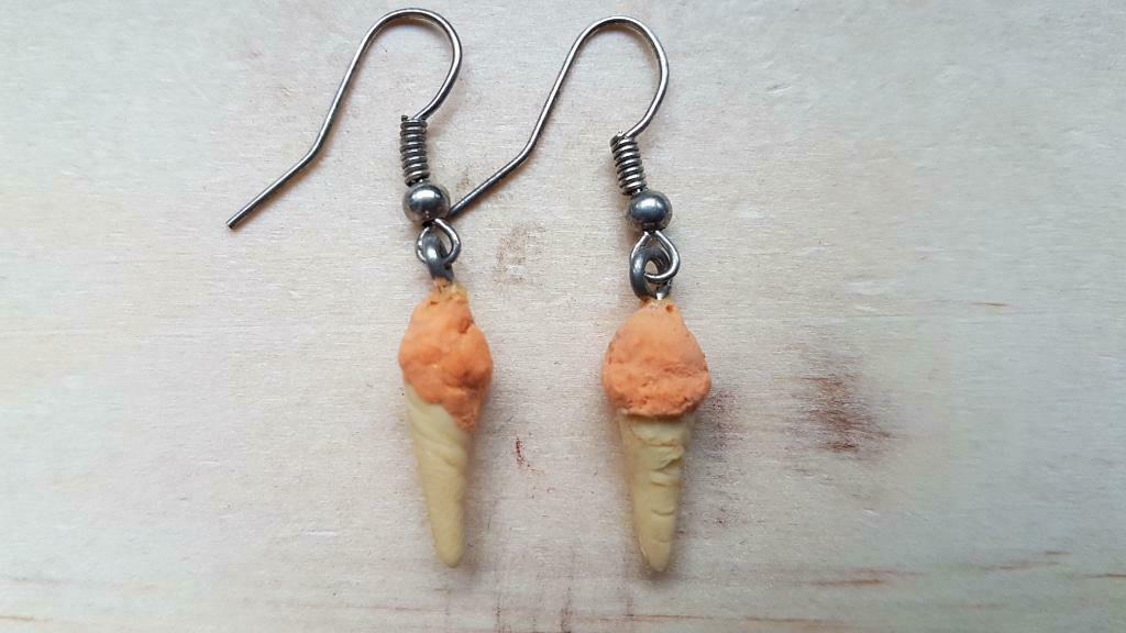 Oorbellen (hangers) 'ijsjes', Ophalen of Verzenden, Gebruikt, Oranje, Oorbellen