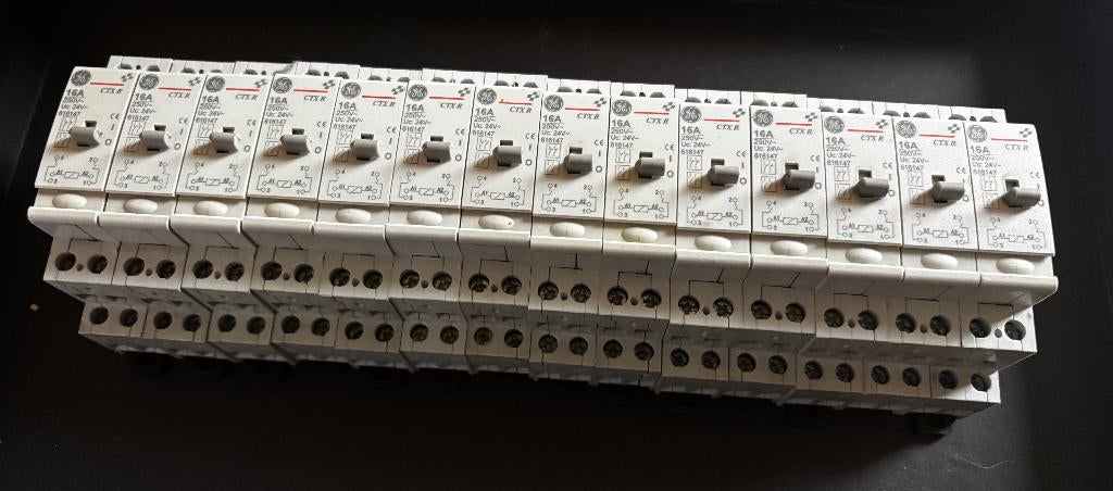 DIN rail relais GE, Elektronische apparatuur, Ophalen of Verzenden, Gebruikt