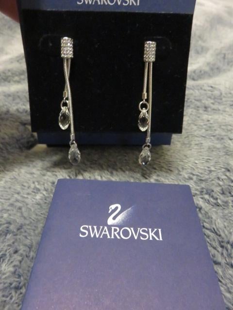 Swarovski oorbellen - Gillian Drop Pierced Earrings, Ophalen of Verzenden, Zo goed als nieuw