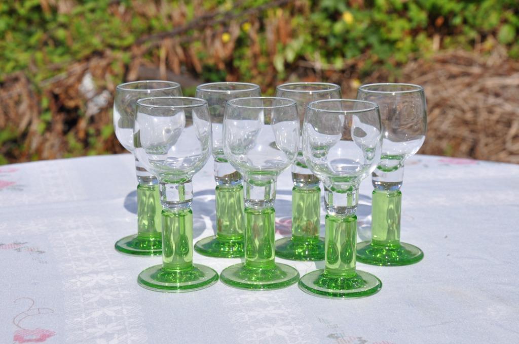 §  7 verres sur pied pour liquoreux, Enlèvement ou Envoi