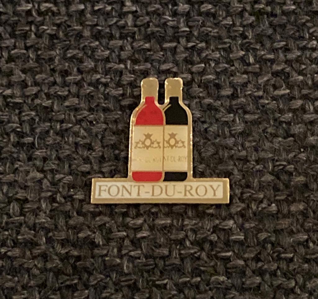 PIN - FONT-DU-ROY - VIN - WIJN - WINE, Verzenden, Gebruikt, Merk, Speldje of Pin