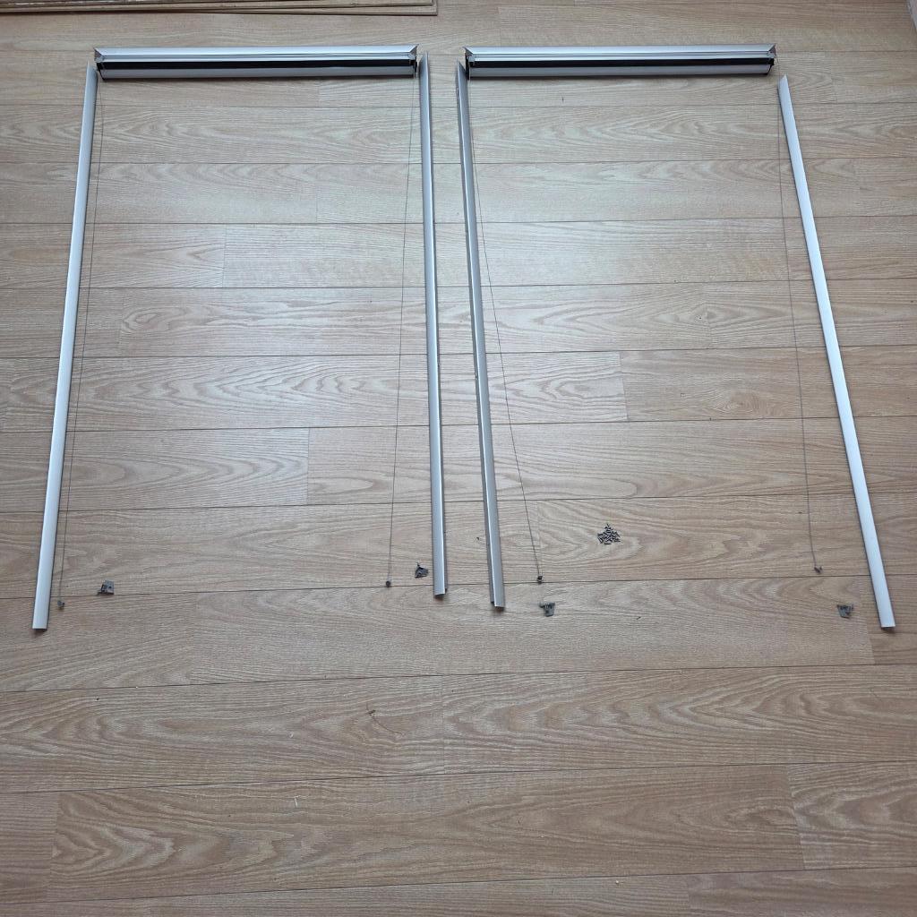 Velux verduisterend rolgordijn DKL P10 1085S (beige), Ophalen, 50 tot 100 cm, Zo goed als nieuw, Velux