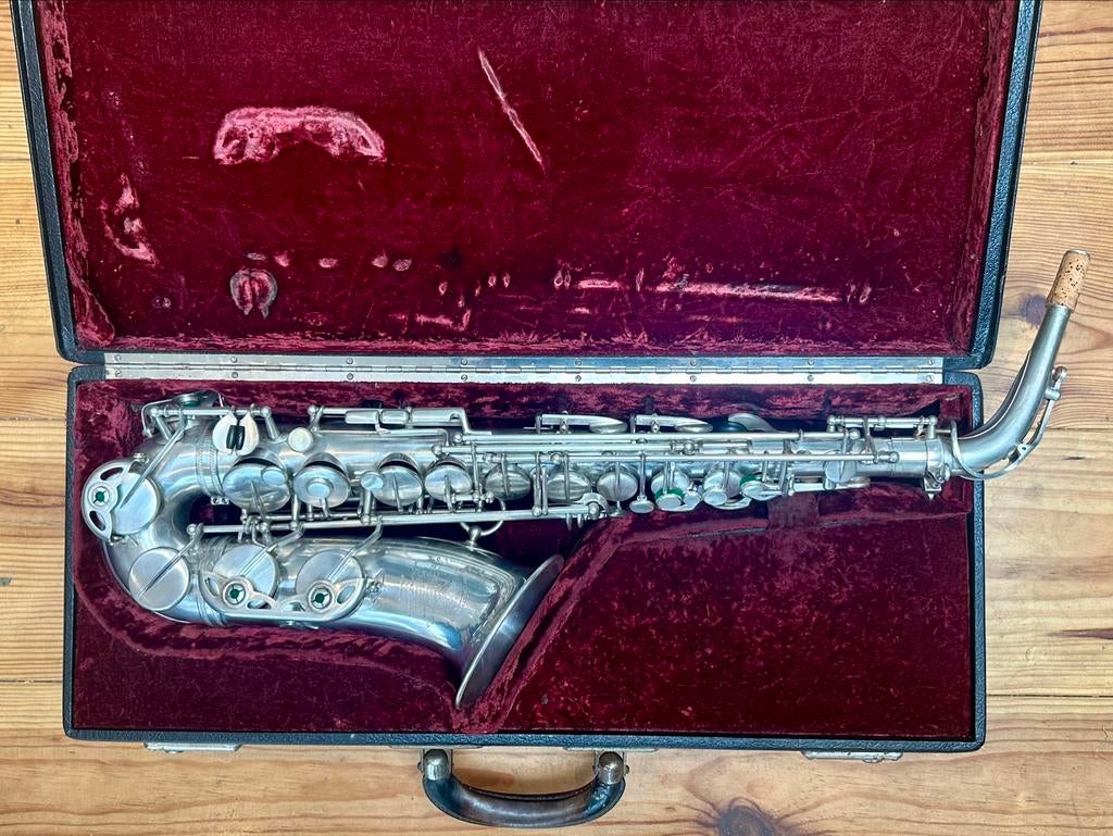 Saxophone Alto Selmer Mark VI 5-Digit Argenté 1955, Muziek en Instrumenten, Bladmuziek, Zo goed als nieuw