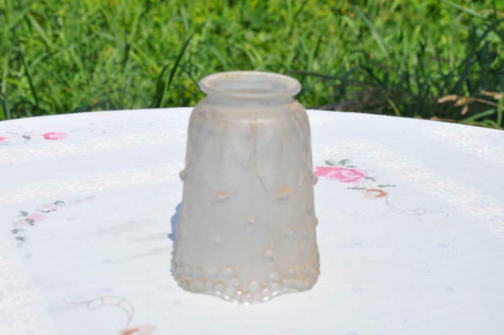 §  bobeche feuille et fruit verre opaque, Enlèvement ou Envoi