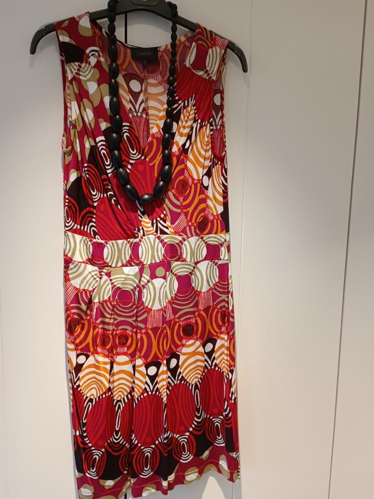 Veelkleurig kleed van het merk Melvin, Kleding | Dames, Ophalen of Verzenden, Maat 38/40 (M), Knielengte