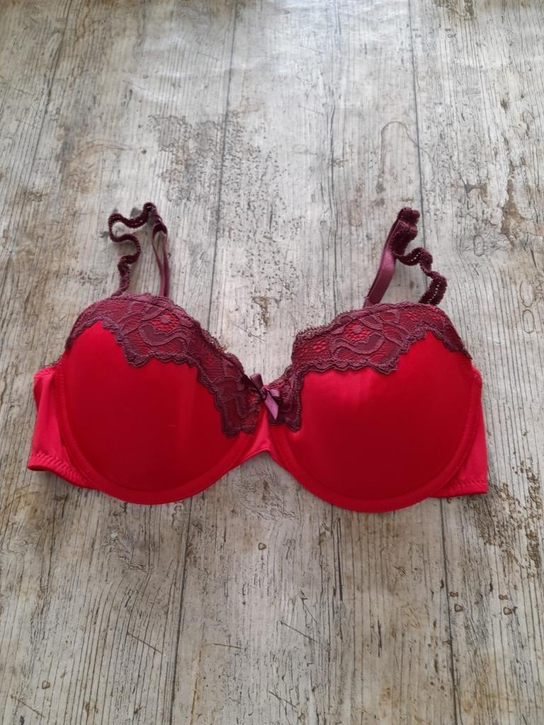 hunkemoller, Hunkemöller, Enlèvement ou Envoi, Rouge, Soutien-gorge