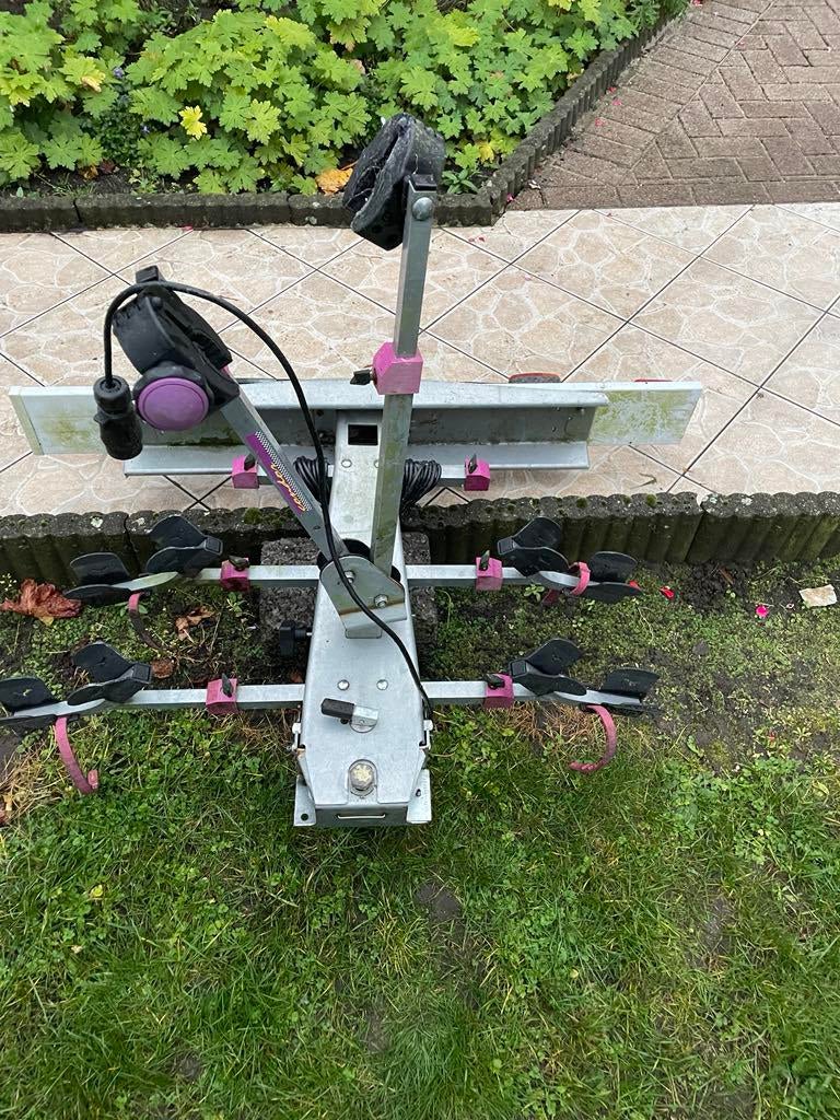 Fietsendrager voor 2 fietsen, Ophalen, 2 fietsen, Zo goed als nieuw