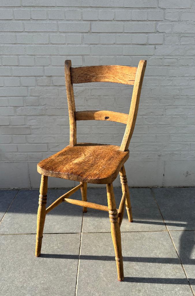 chaise en bois artisanale, Enlèvement