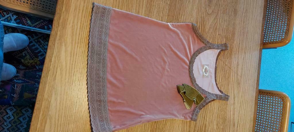 Topje oudroze fluweel merk avoca maat 3, Ophalen of Verzenden, Nieuw, Roze