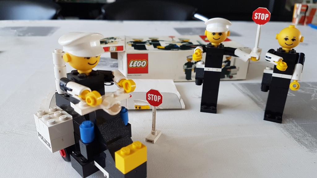 LEGO 256 Police Officers and Motorcycle - 1976, Enlèvement ou Envoi, Utilisé, Lego