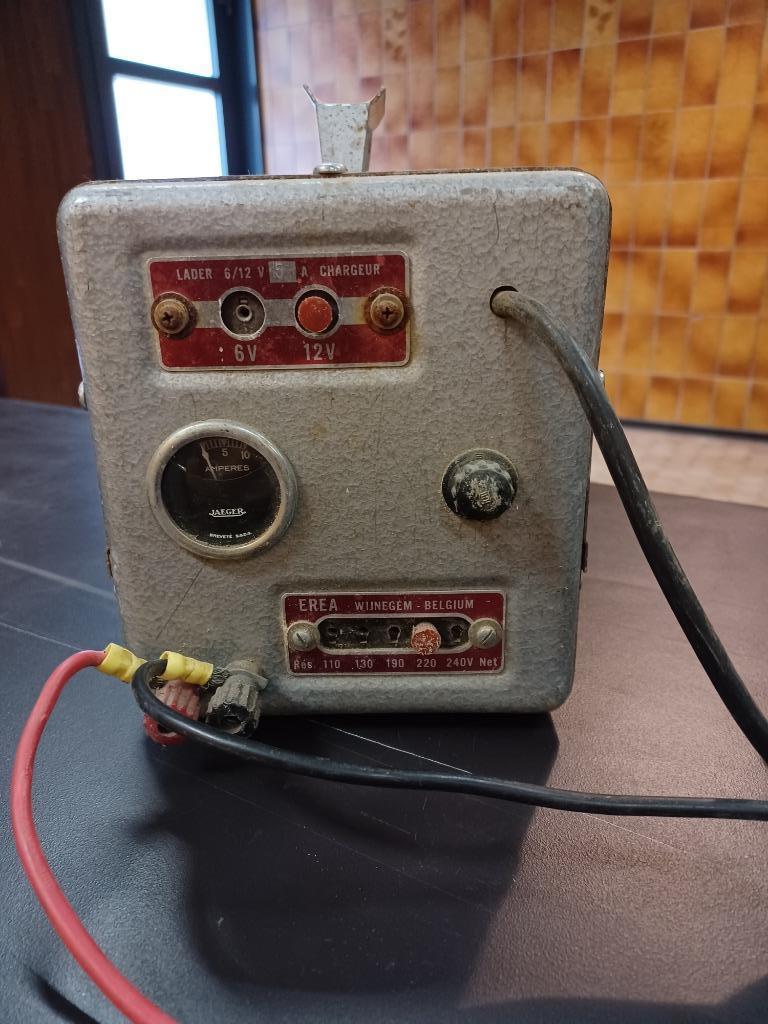 Batterijlader Erea 6V-12V vintage, Enlèvement, Utilisé