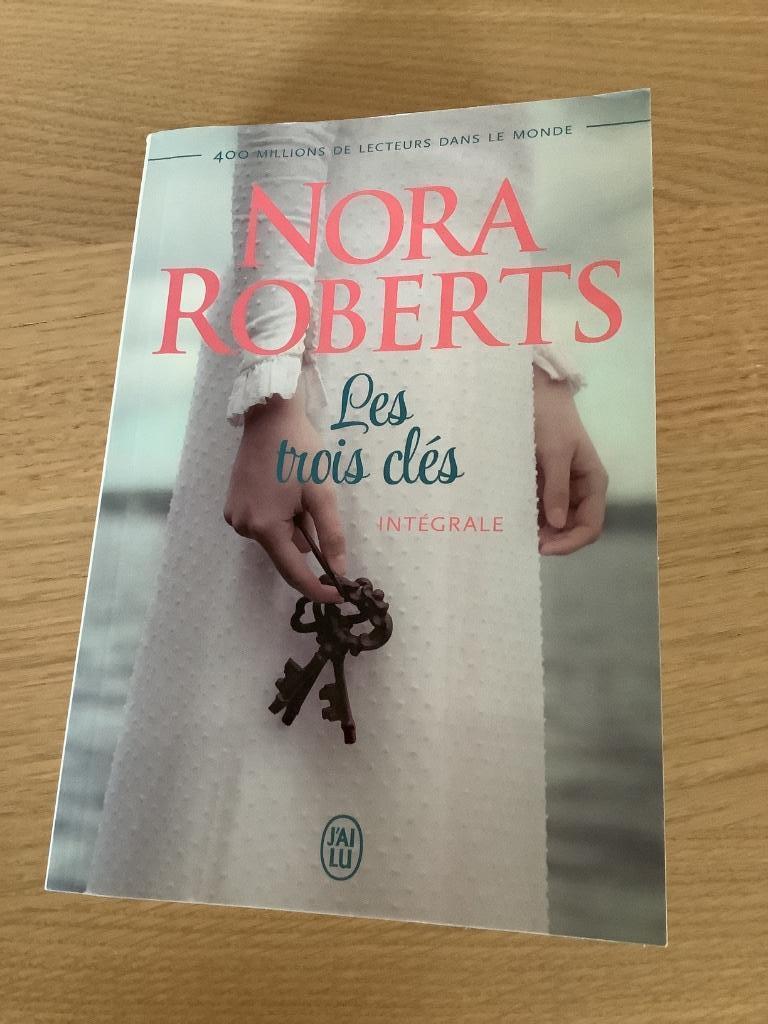 Livre Les trois clés de Nora Roberts, Livres, Enlèvement ou Envoi, Utilisé, Amérique, Nora Roberts