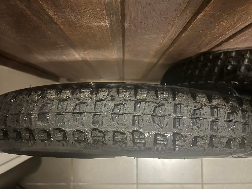 Mtb tubeless buitenbanden, Ophalen, Zo goed als nieuw, Heren