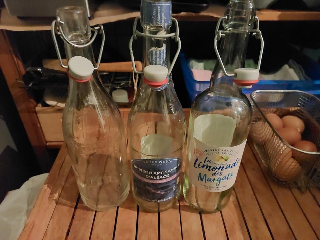 3 retro glazen flessen, hersluitbaar, Ophalen of Verzenden, Zo goed als nieuw