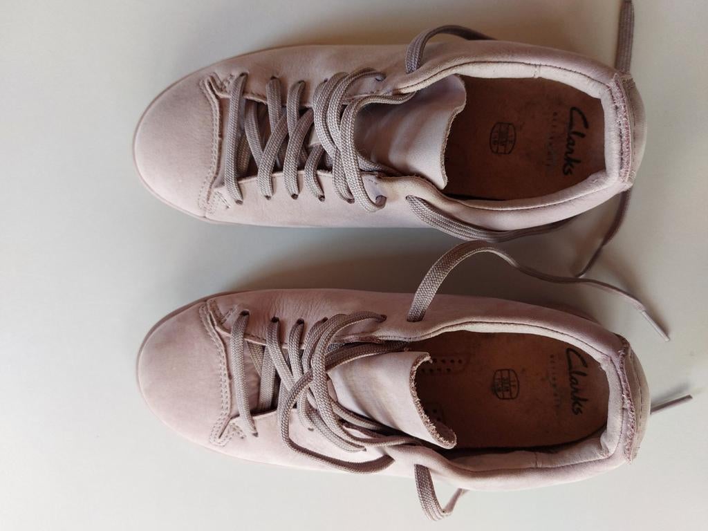 Clarks mauve veterschoen maat 33, Enlèvement ou Envoi, Clarks, Comme neuf, Chaussures
