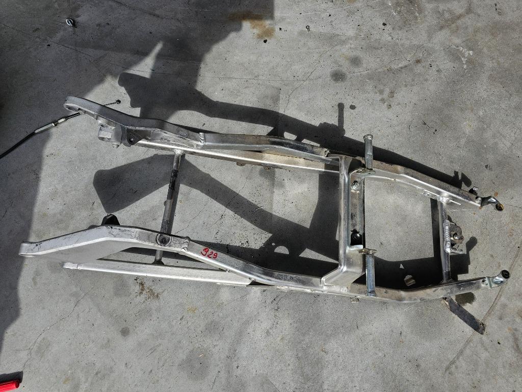 Honda cbr 929 sc44 929rr 900rr 2000 2001 subframe, Ophalen of Verzenden, Gebruikt