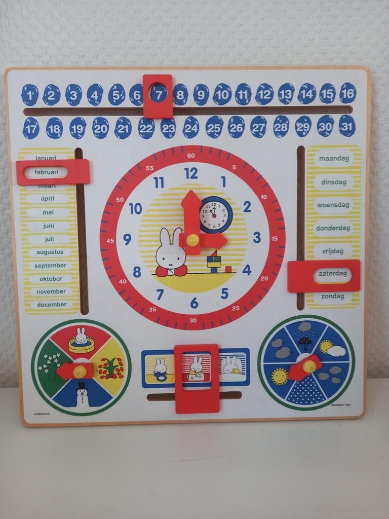 Nieuwe houten Nijntje kalender x klok, Kinderen en Baby's, Ophalen of Verzenden, Nieuw, Ontdekken