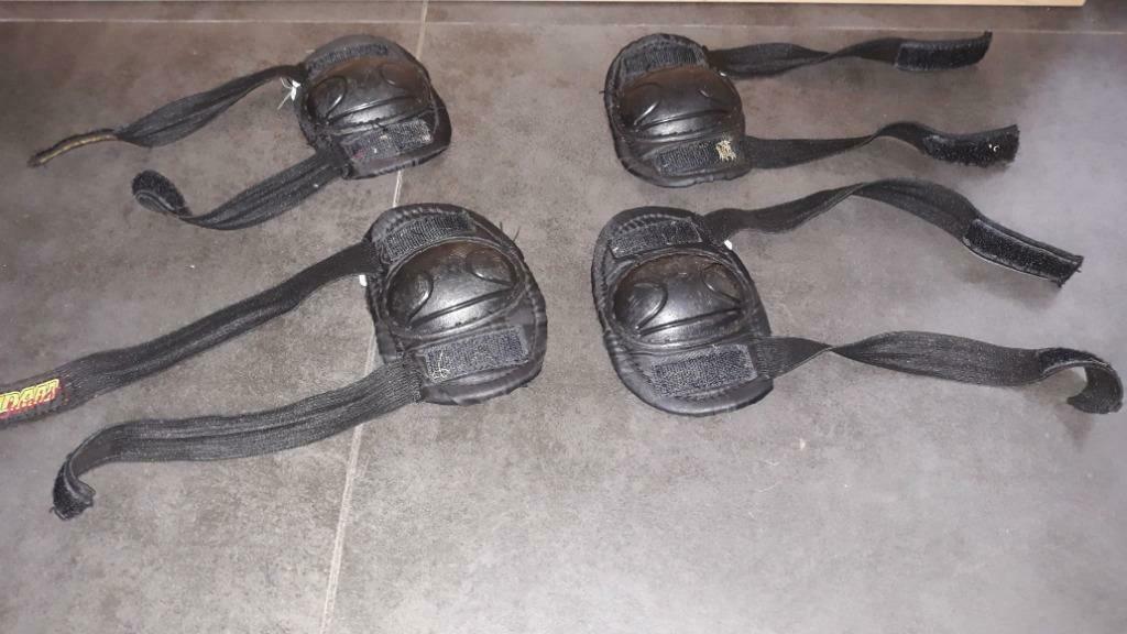Nijdam elleboog- en kniebeschermers voor kinderen tot 25 kg, Ophalen of Verzenden, Gebruikt, Bescherming, Overige merken