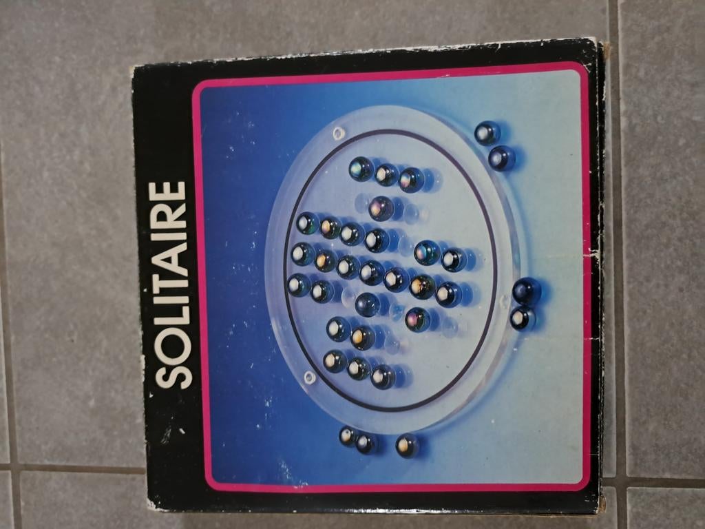 Jeu de solitaire., Enlèvement, Comme neuf